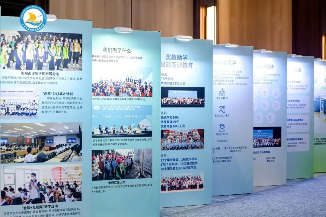 噜噜噜AV久久AV波多野结衣