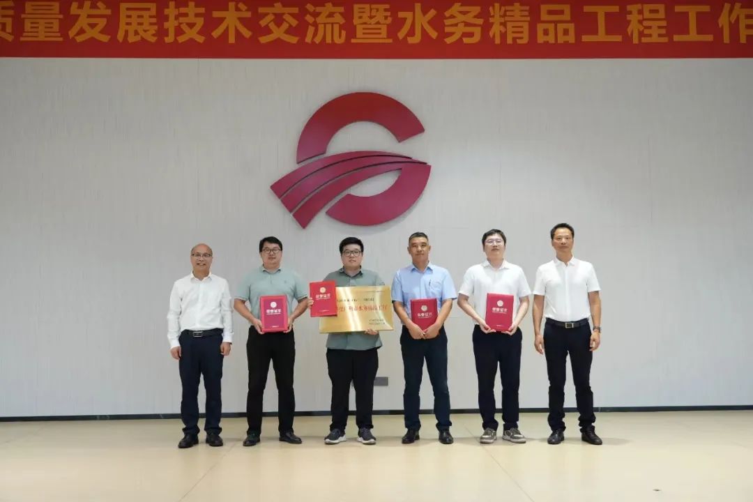 噜噜噜AV久久AV波多野结衣