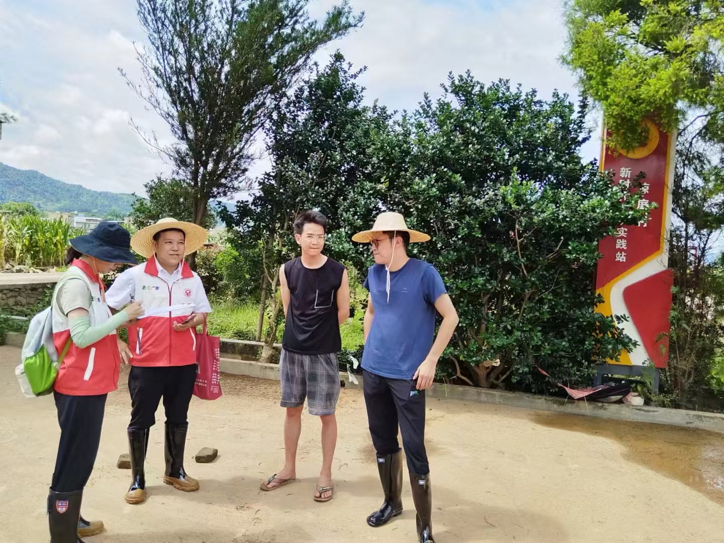 噜噜噜AV久久AV波多野结衣