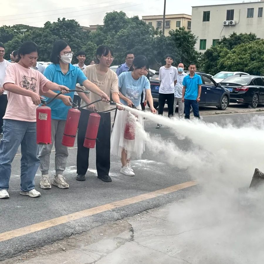 噜噜噜AV久久AV波多野结衣