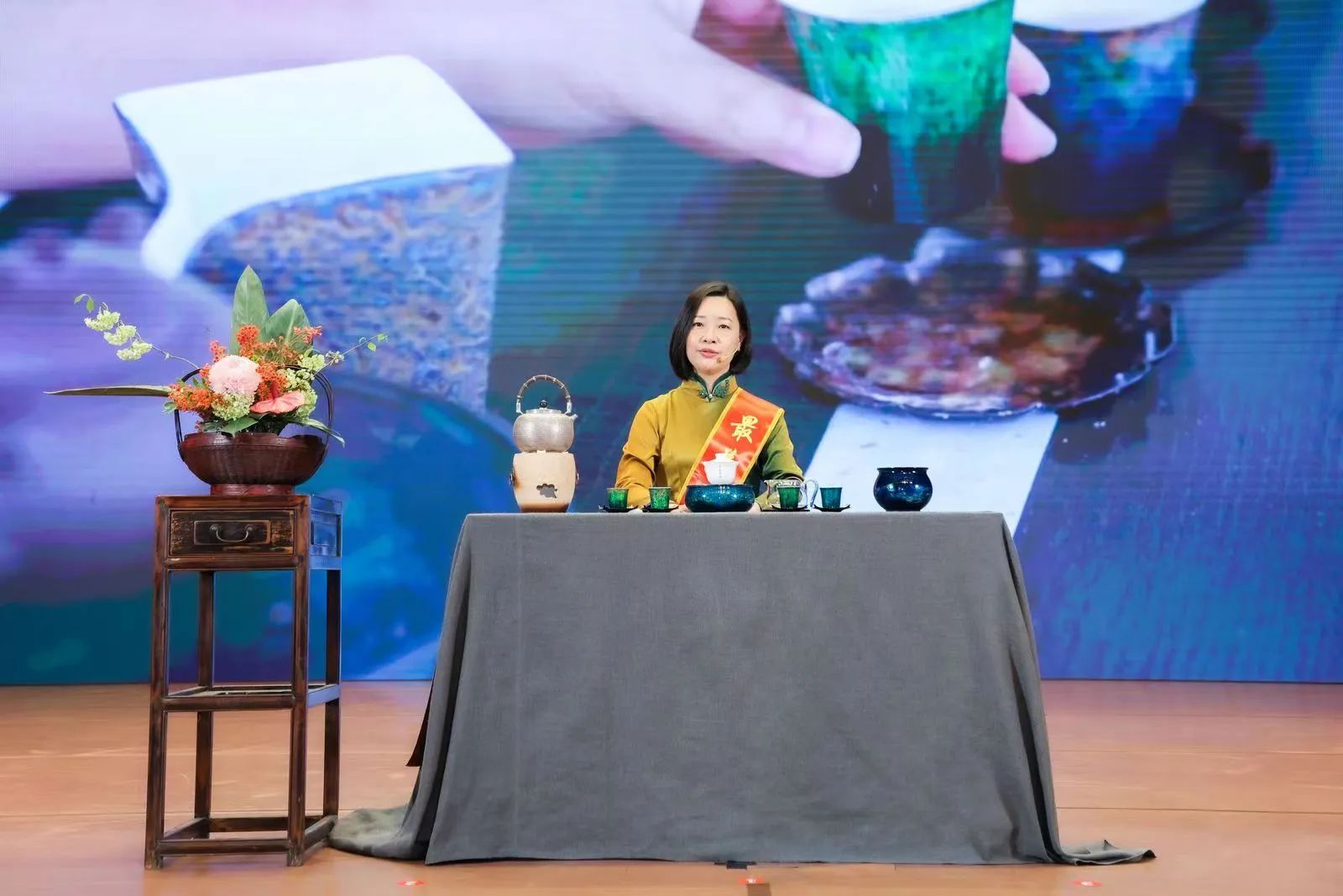 噜噜噜AV久久AV波多野结衣