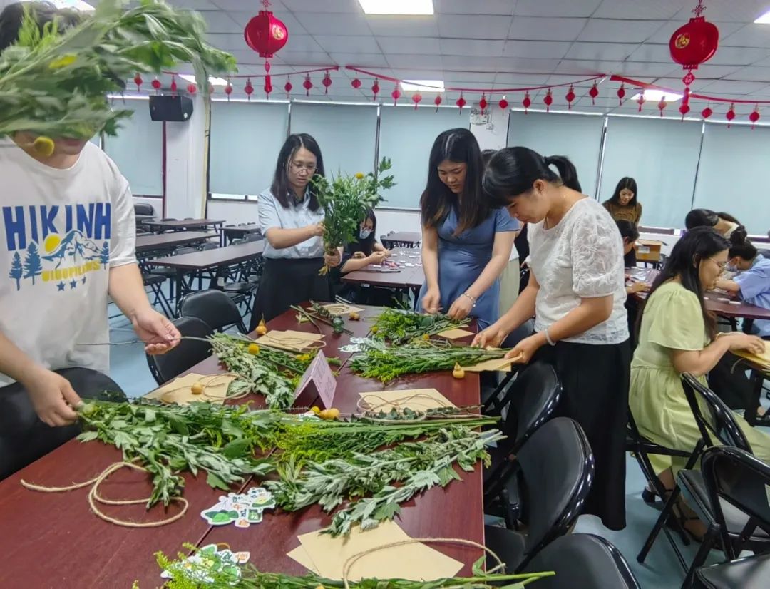 噜噜噜AV久久AV波多野结衣