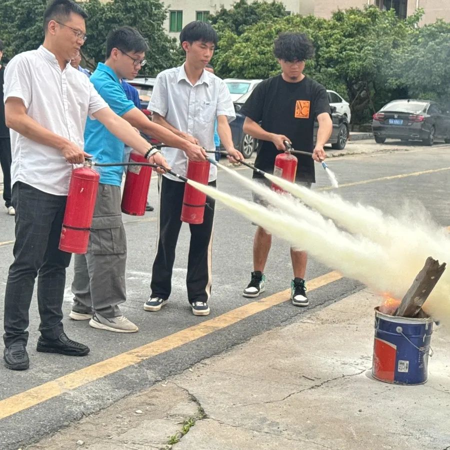 噜噜噜AV久久AV波多野结衣