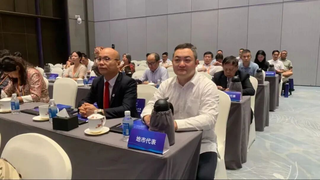 噜噜噜AV久久AV波多野结衣